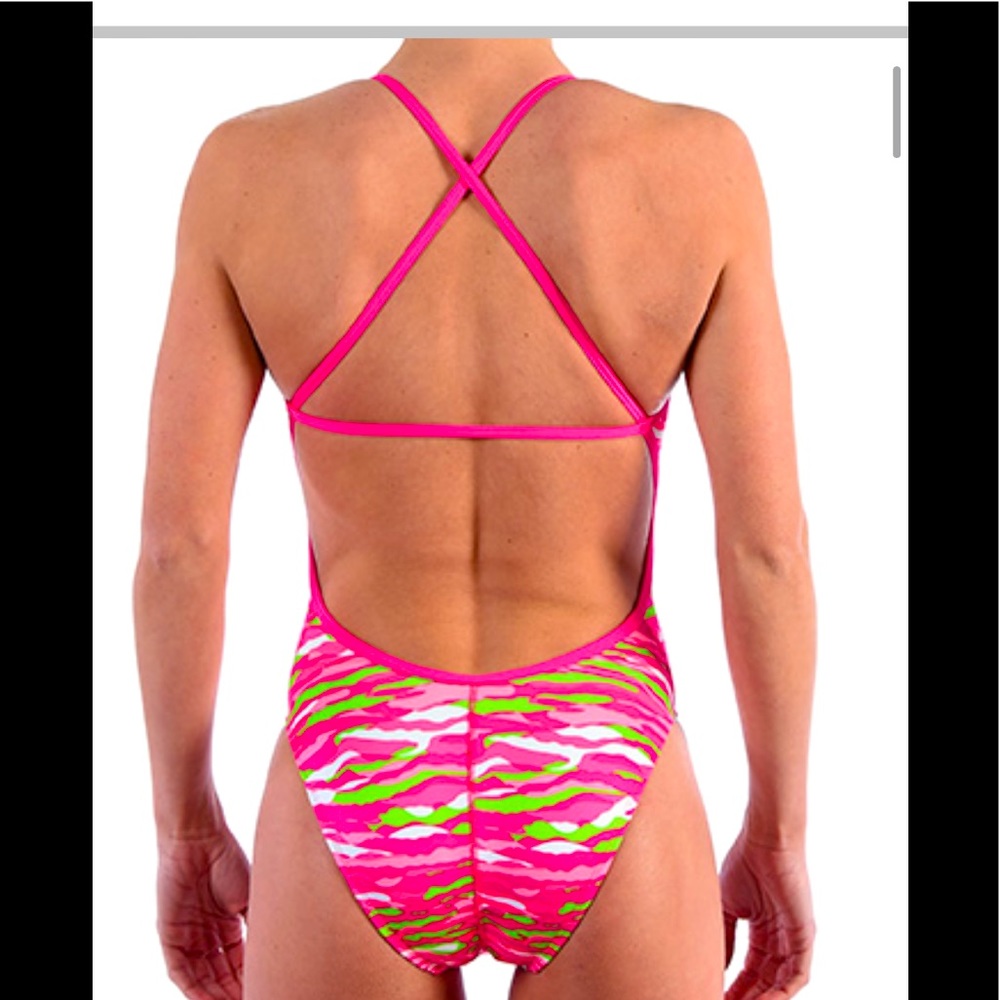 NWT Dolphin swimsuit Prowler Pink